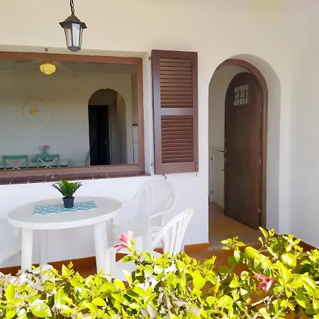 Cheap & Chic En De 2 * Son Bou