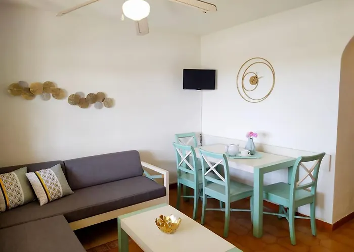 Cheap & Chic En De 2