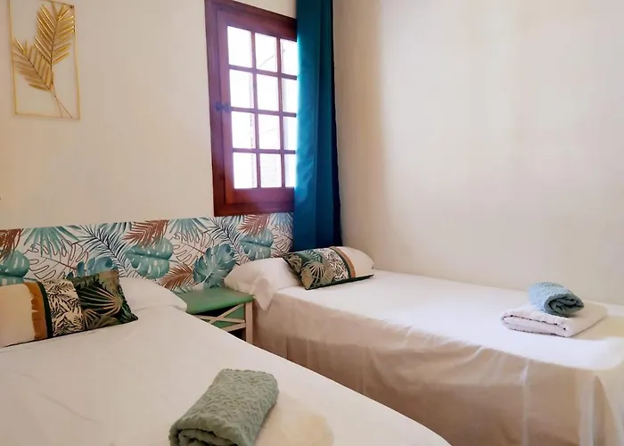 Cheap & Chic En De 2 Apartment