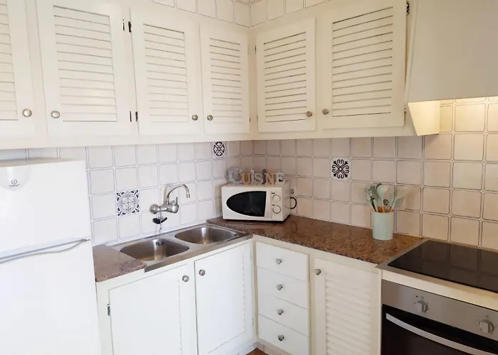 Cheap & Chic En De 2 *